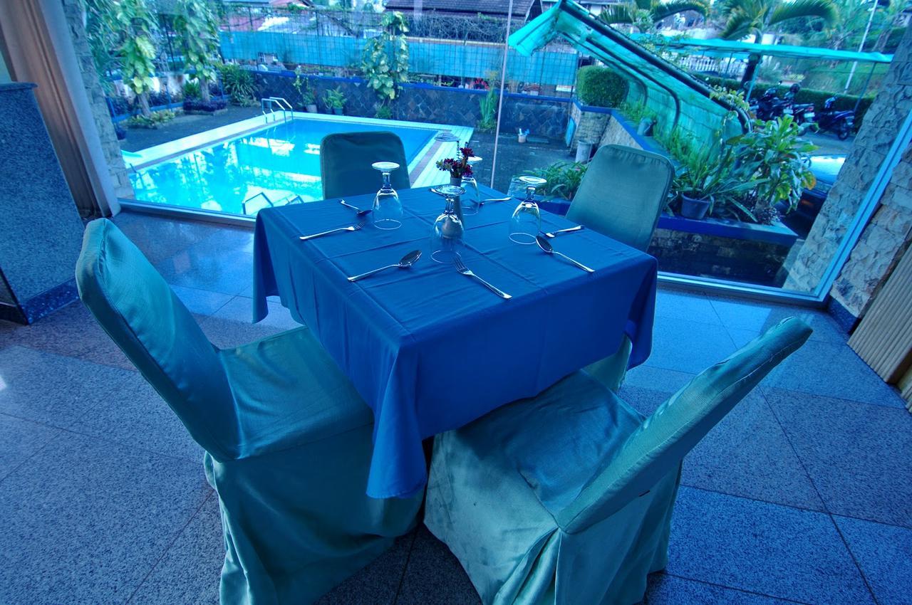 Permata Alam Hotel Puncak Esterno foto